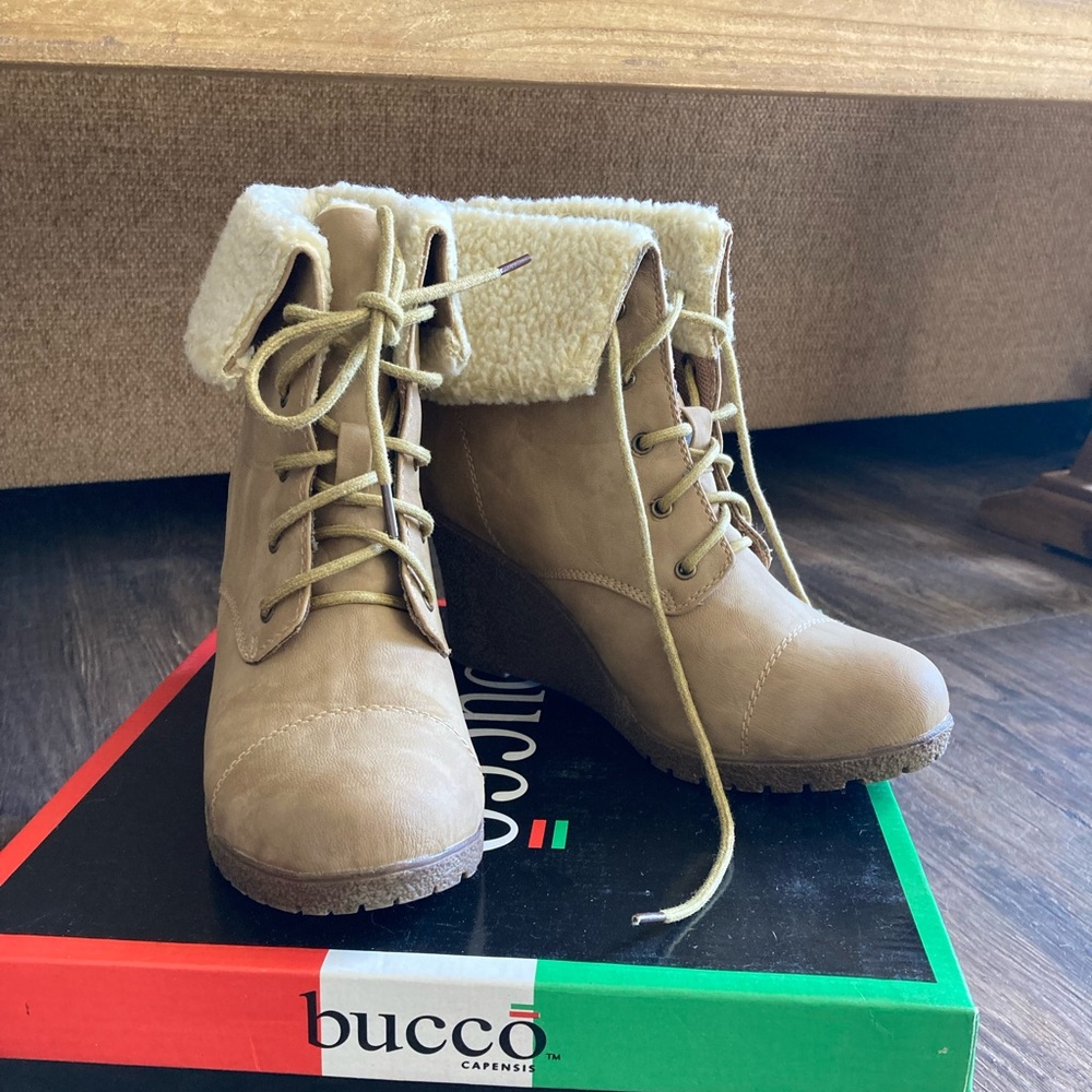 Womens Boots